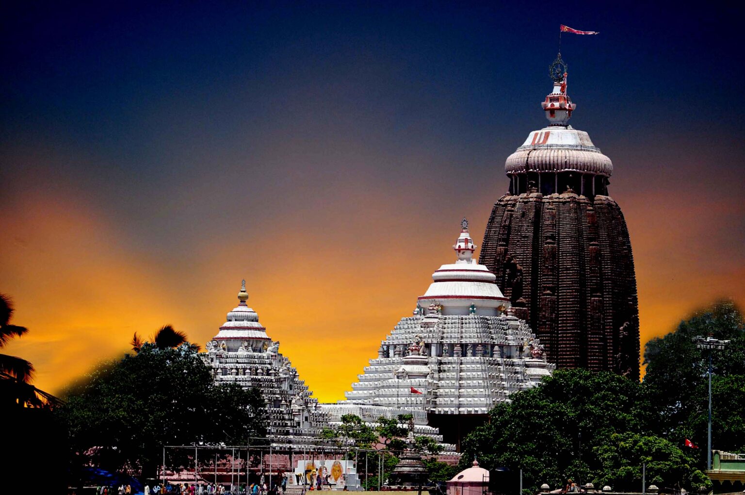 Places to Visit near Puri within 100 kms