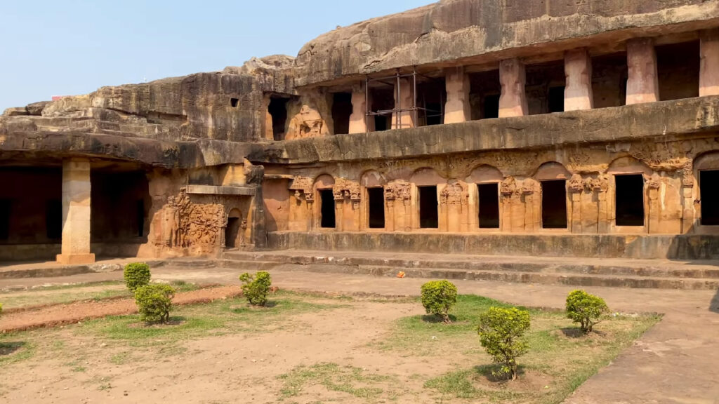 Khandagiri and Udayagiri Caves (60 km from Puri)