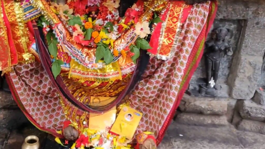 Chausath Yogini Temple Hirapur Photos